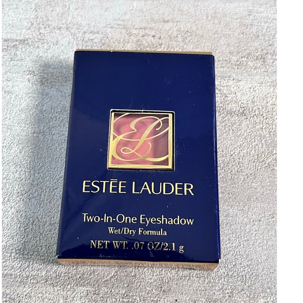ESTEE LAUDER Two-in-One Eyeshadow Wet/Dry in 19 SALMON ~ NIB - Picture 5 of 6